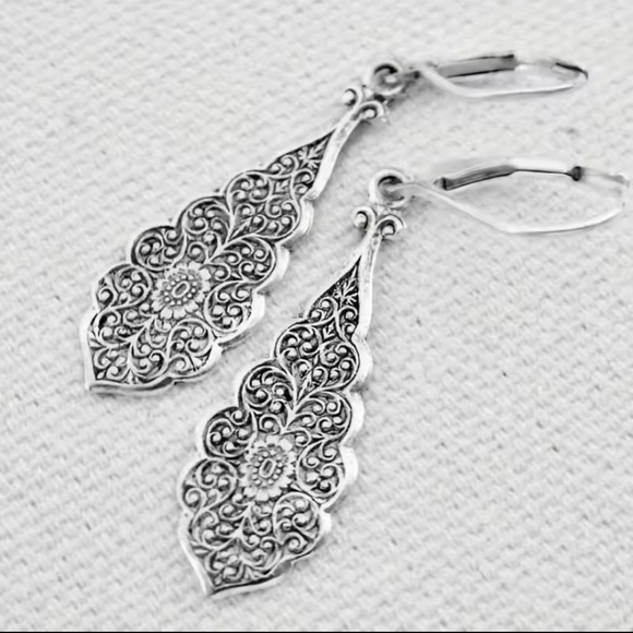 Vintage Filigree Leaf Flower Long Drop Earrings – Boho Wedding - Picture 2 of 13